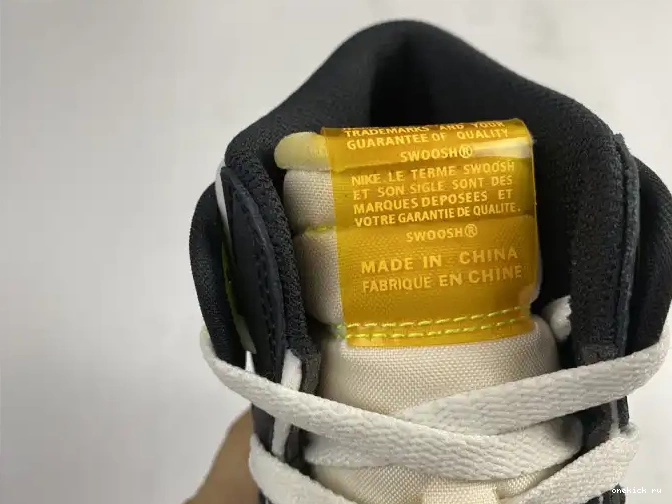 Rep Onekick 555088-118 OG RETRO 1 HIGH 'VOLT JORDAN GOLD' AIR 0517